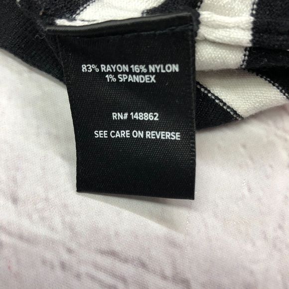 Torrid Women Size 2 Black & White Stripe Sweater-Knit Short Shift Dress B226 -10 - Picture 6 of 14